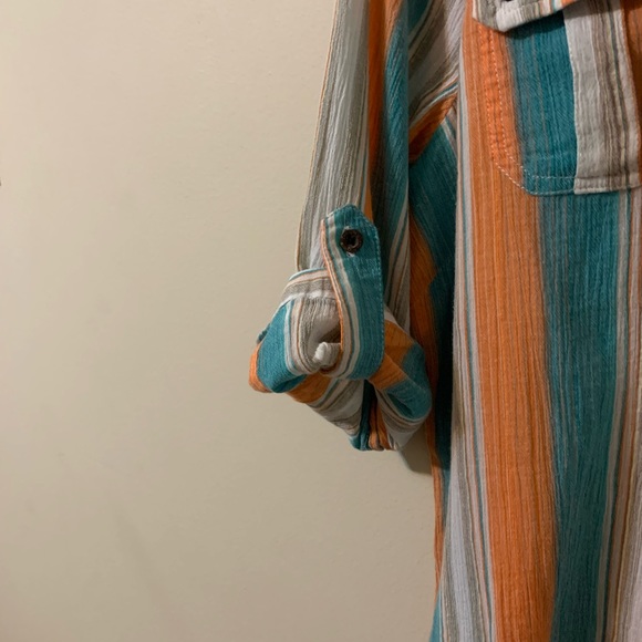 Christopher & Banks Stripped Adjustable Sleeves Top size Medium - Picture 13 of 16